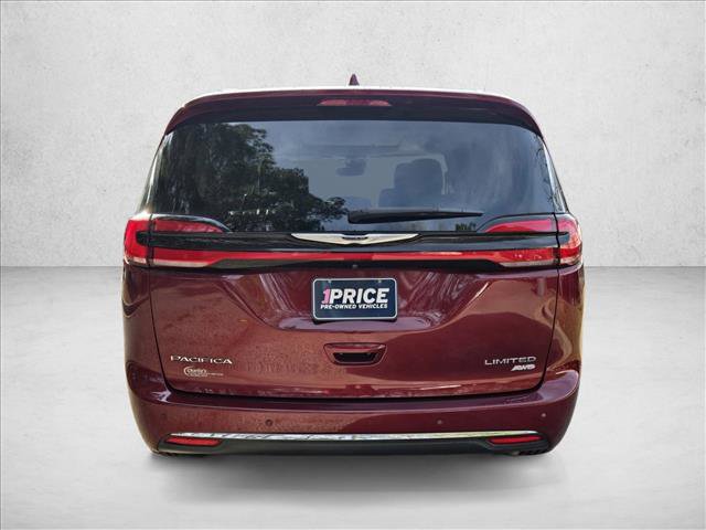 Used 2021 Chrysler Pacifica Limited image 6
