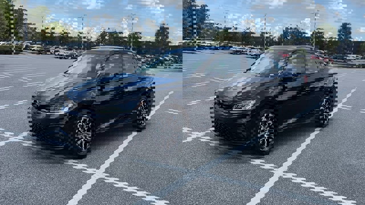 New 2025 Volkswagen Jetta Sport image 4