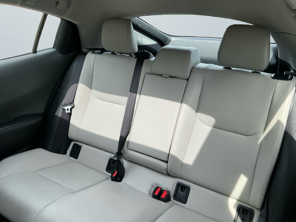 Used 2025 Toyota Prius XLE FWD image 14