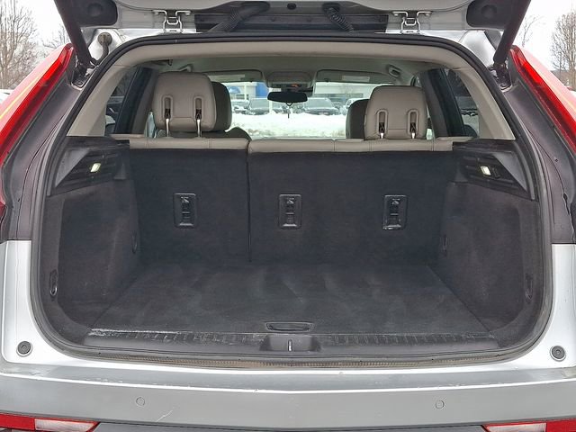 Used 2021 Cadillac XT4 Luxury w/ Trailering Package AWD/4WD image 28
