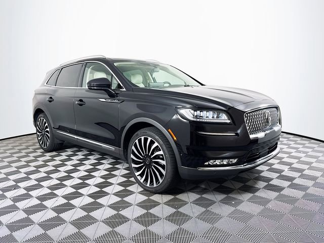 Used 2023 Lincoln Nautilus Black Label w/ Class II Trailer Tow Package image 9