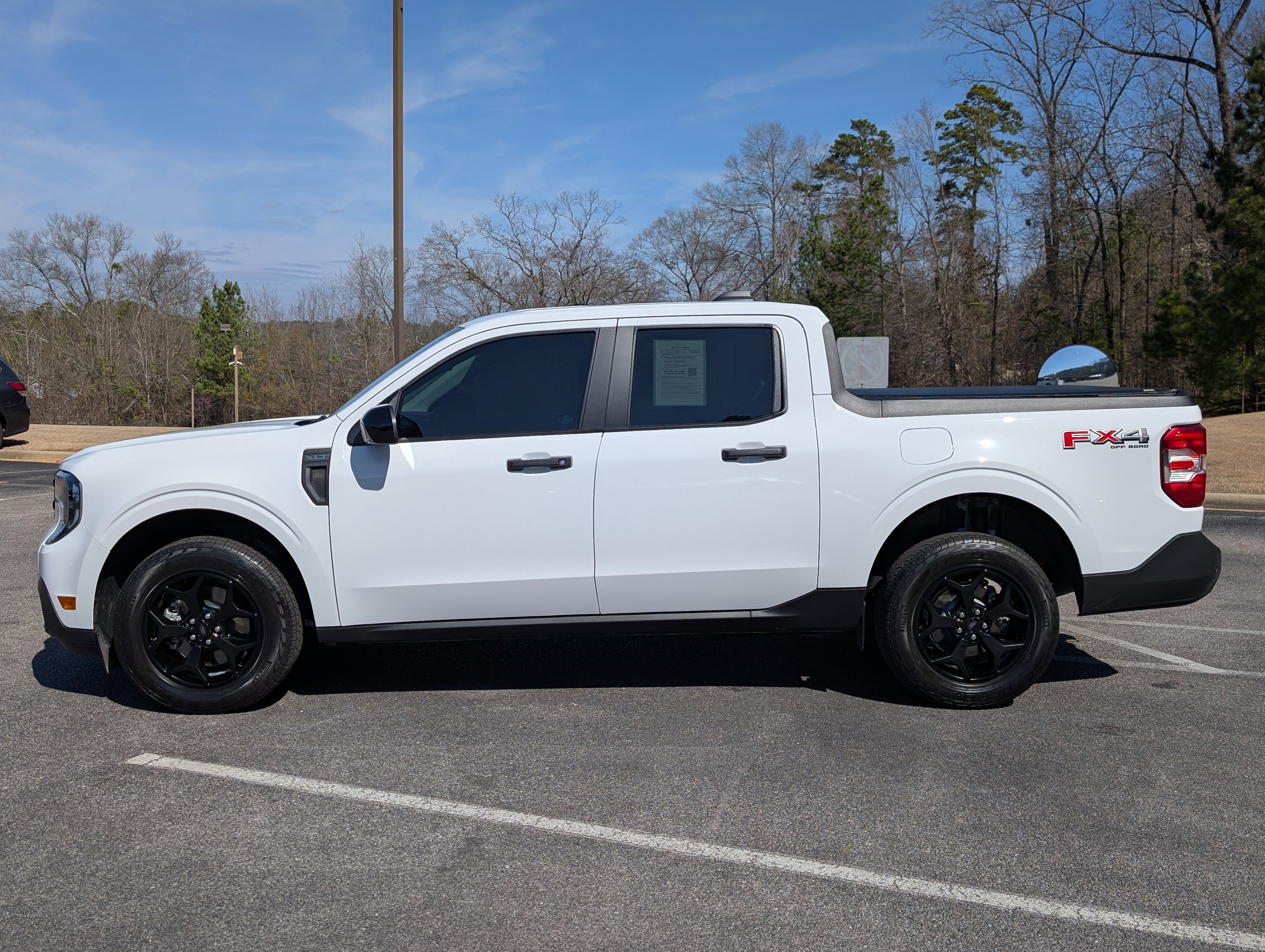 Used 2025 Ford Maverick XLT w/ XLT Luxury Package image 6