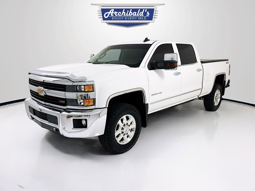 Used 2015 Chevrolet Silverado 2500 LTZ w/ LTZ Plus Package AWD/4WD image 3