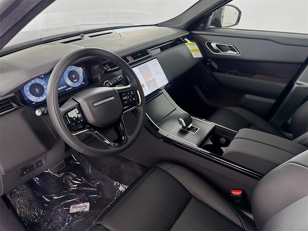 New 2026 Land Rover Range Rover Velar Dynamic SE image 9