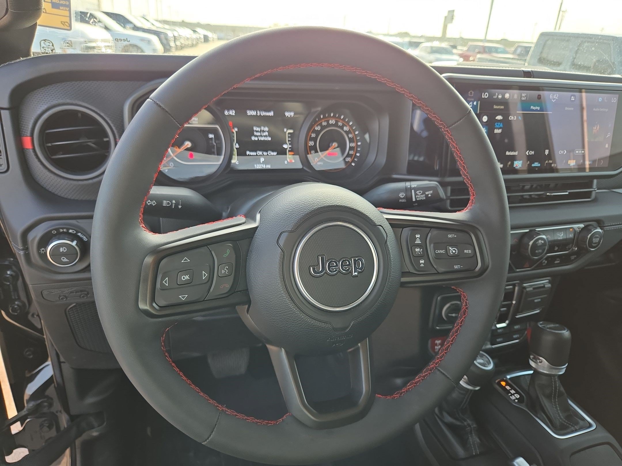 Used 2024 Jeep Gladiator Rubicon AWD/4WD image 18
