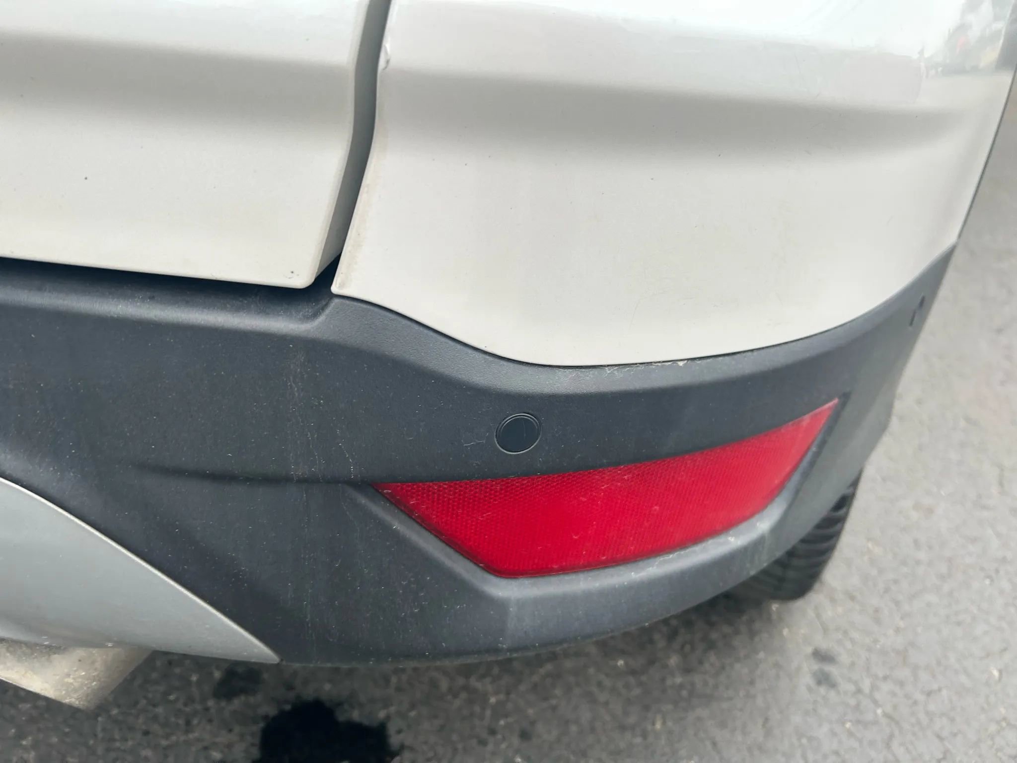 Used 2019 Ford Escape Titanium image 24