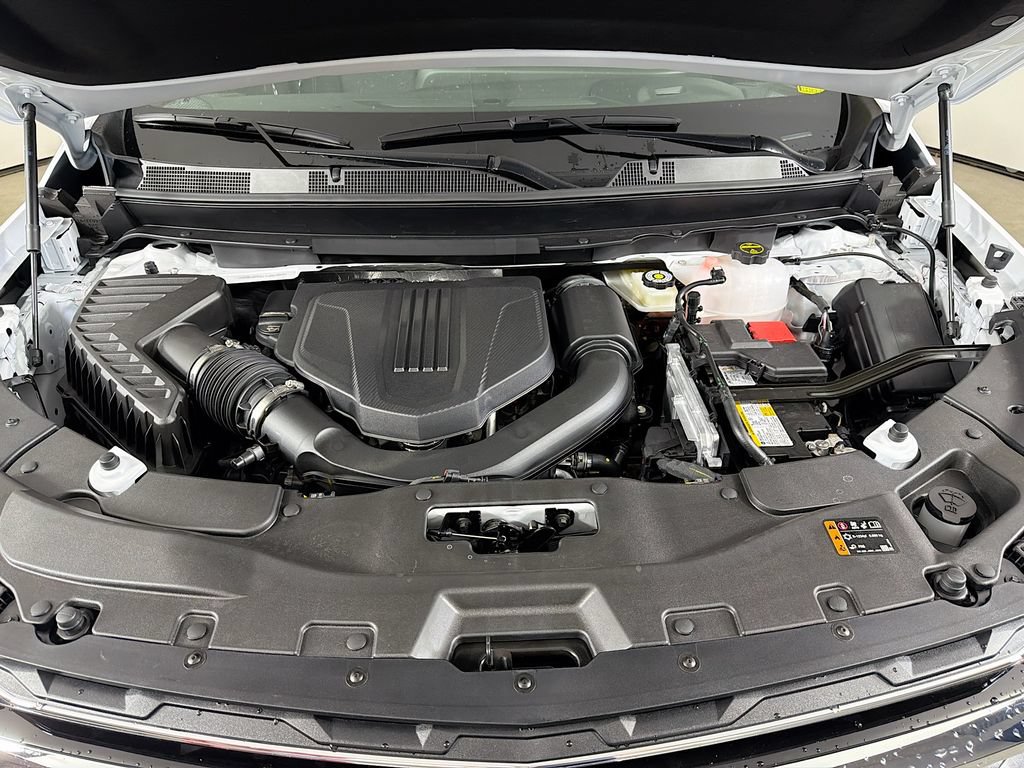 New 2026 Chevrolet Traverse LT w/ LPO, Floor Liner Package AWD/4WD image 26