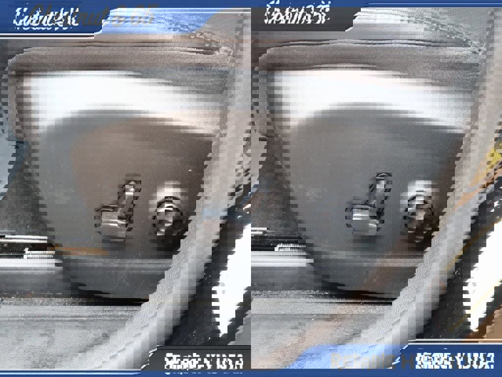 Used 2020 Jeep Cherokee Limited image 25