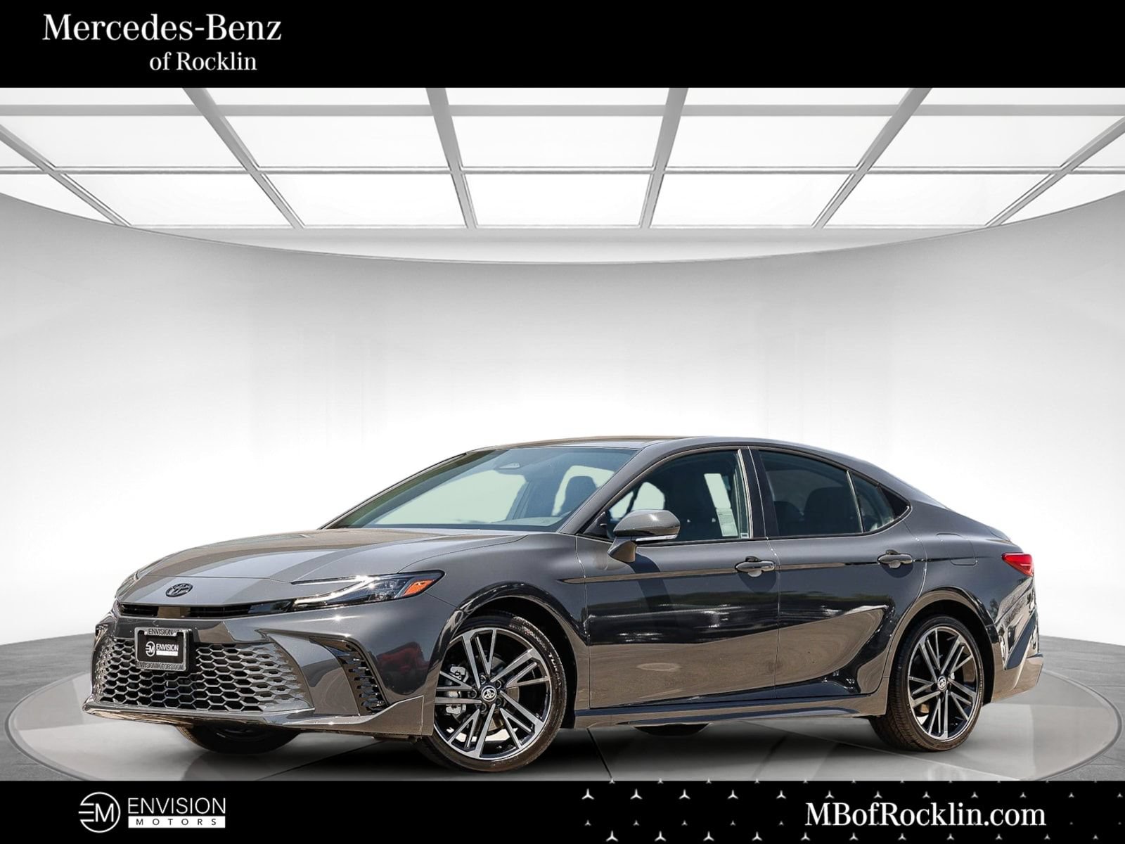 Used 2026 Toyota Camry XSE FWD image 1