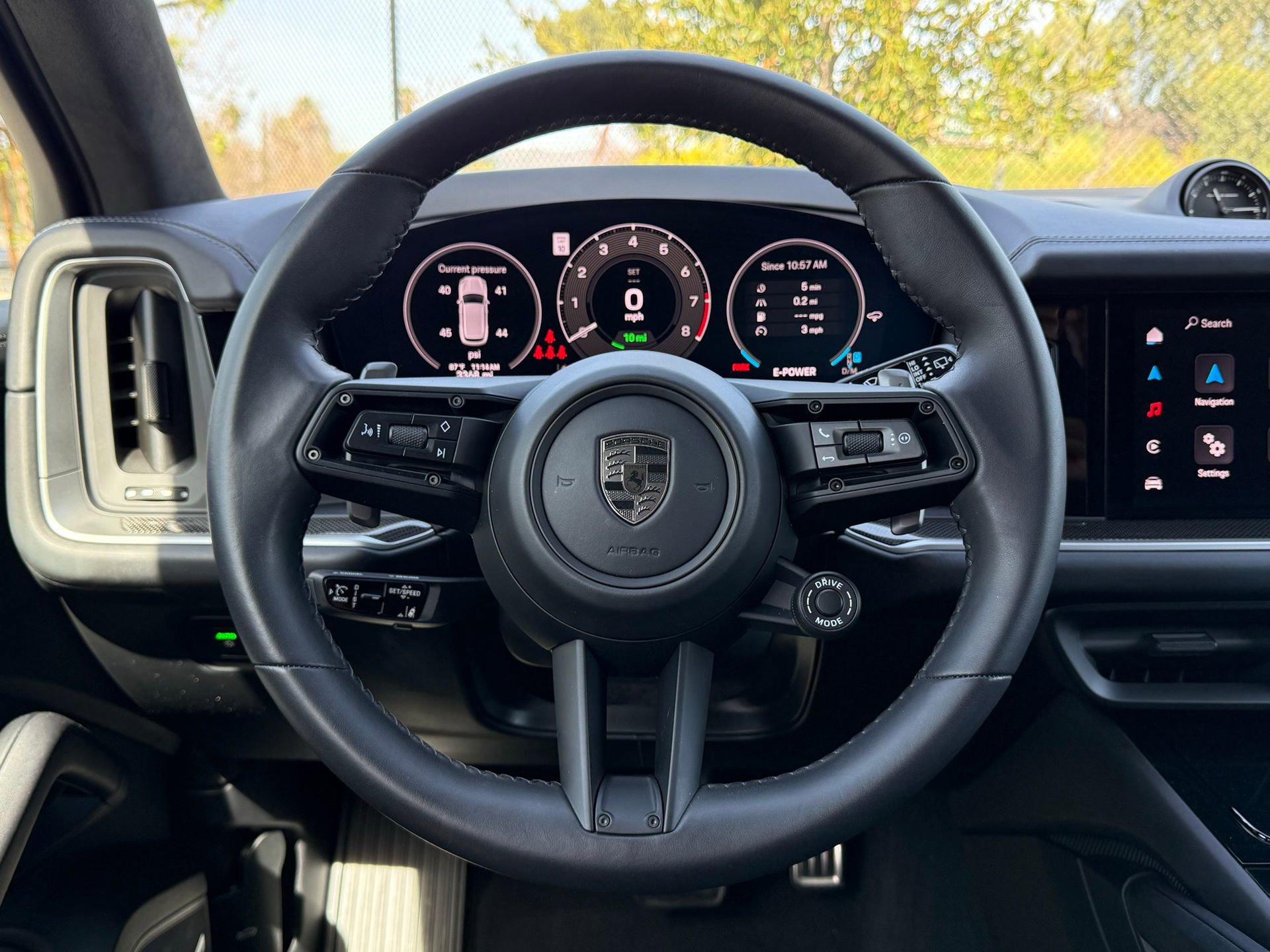 Certified 2025 Porsche Cayenne Turbo image 14
