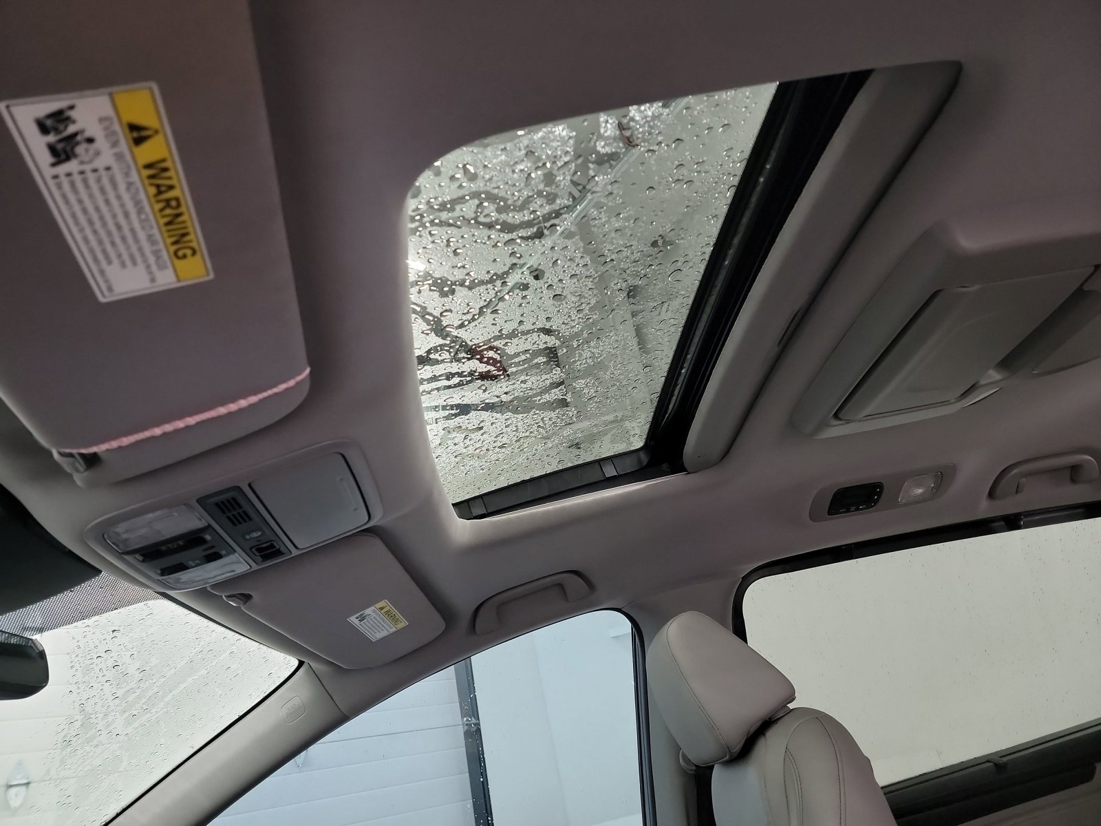 Used 2023 Honda Odyssey Touring image 24