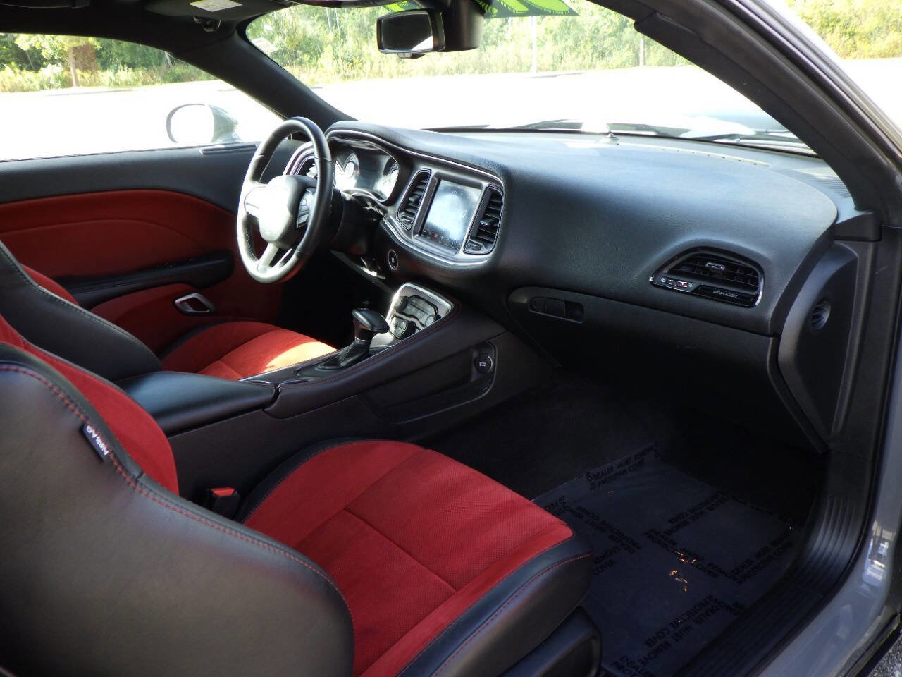 Used 2018 Dodge Challenger R/T Plus image 15