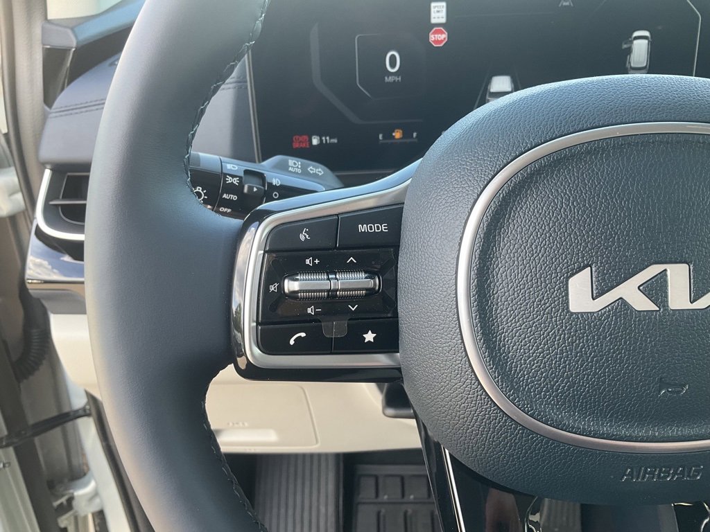 New 2026 Kia Carnival SX Prestige image 16