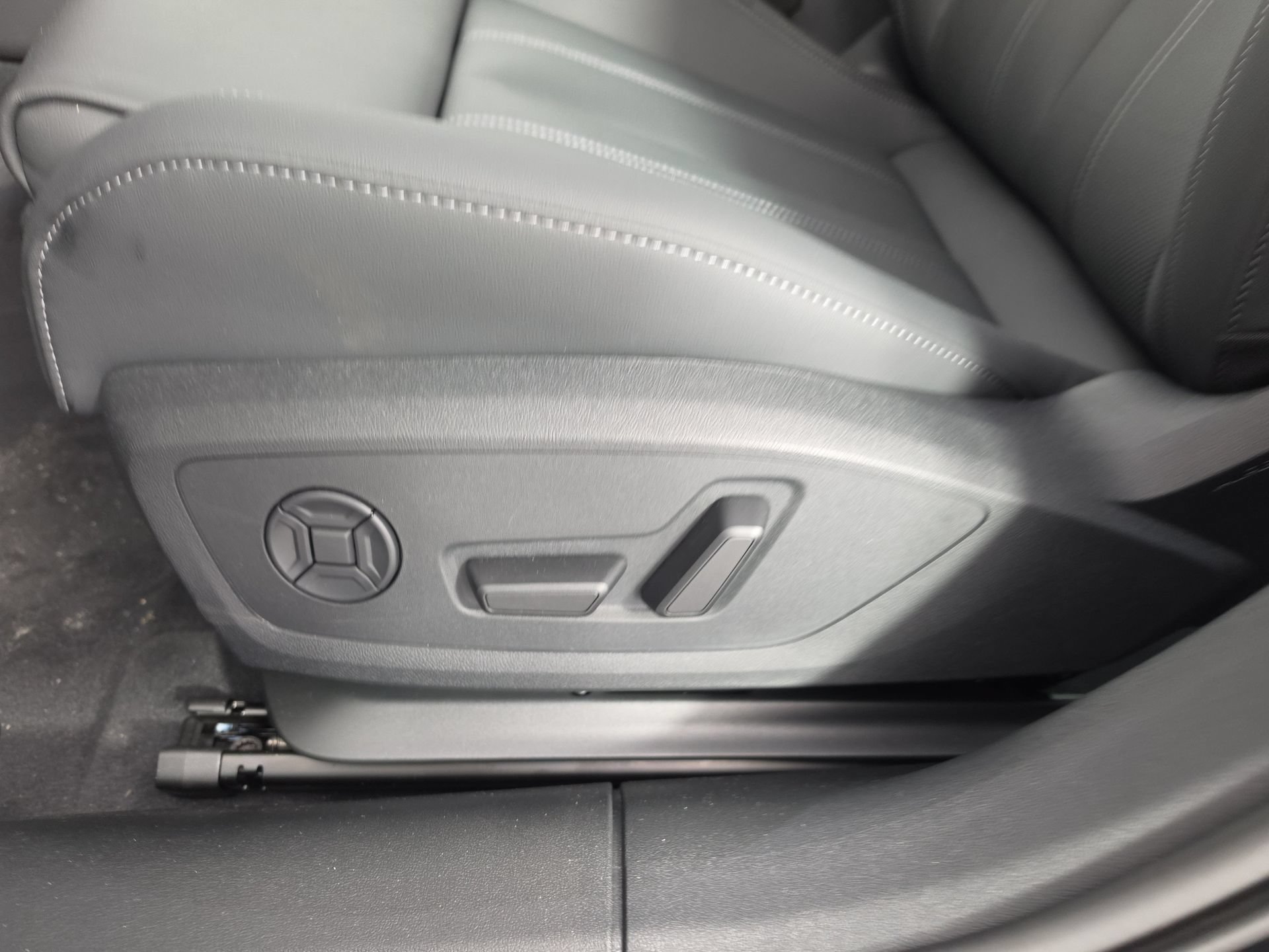 New 2026 Audi A6 Prestige AWD/4WD image 13