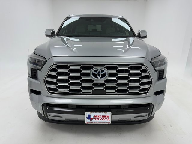 Used 2024 Toyota Sequoia Capstone image 3