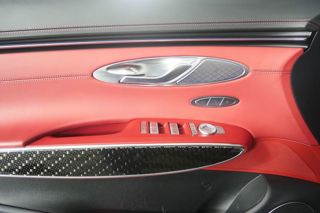 Used 2024 Genesis GV70 3.5T Sport w/ Sport Prestige Package image 9