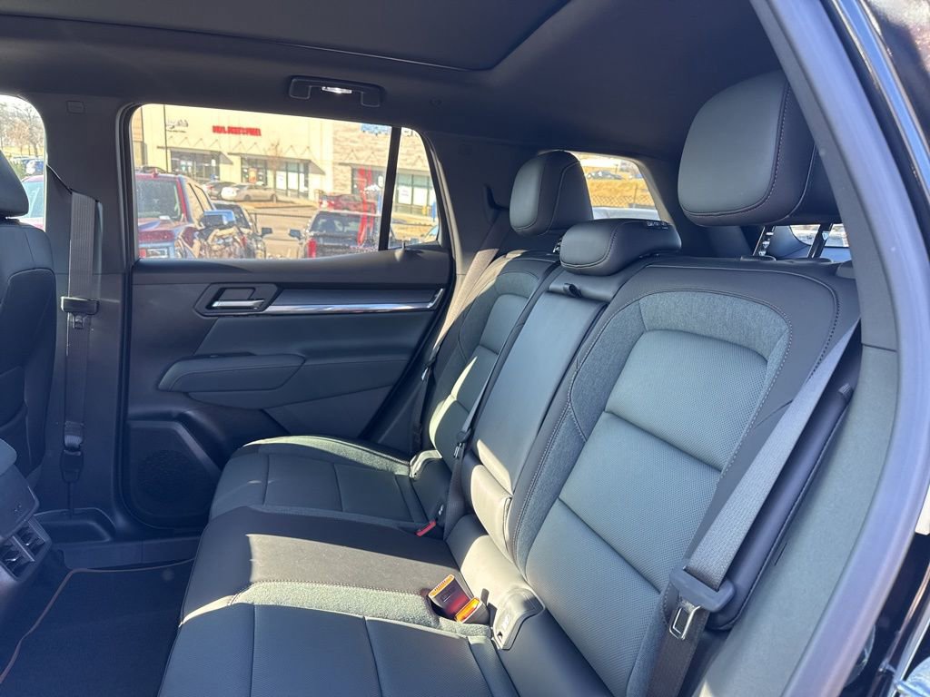 New 2026 GMC Terrain AT4 w/ LPO, Black Badging Package image 28