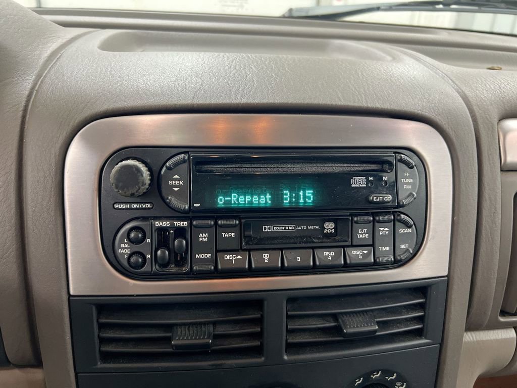 Used 2002 Jeep Grand Cherokee Sport image 14