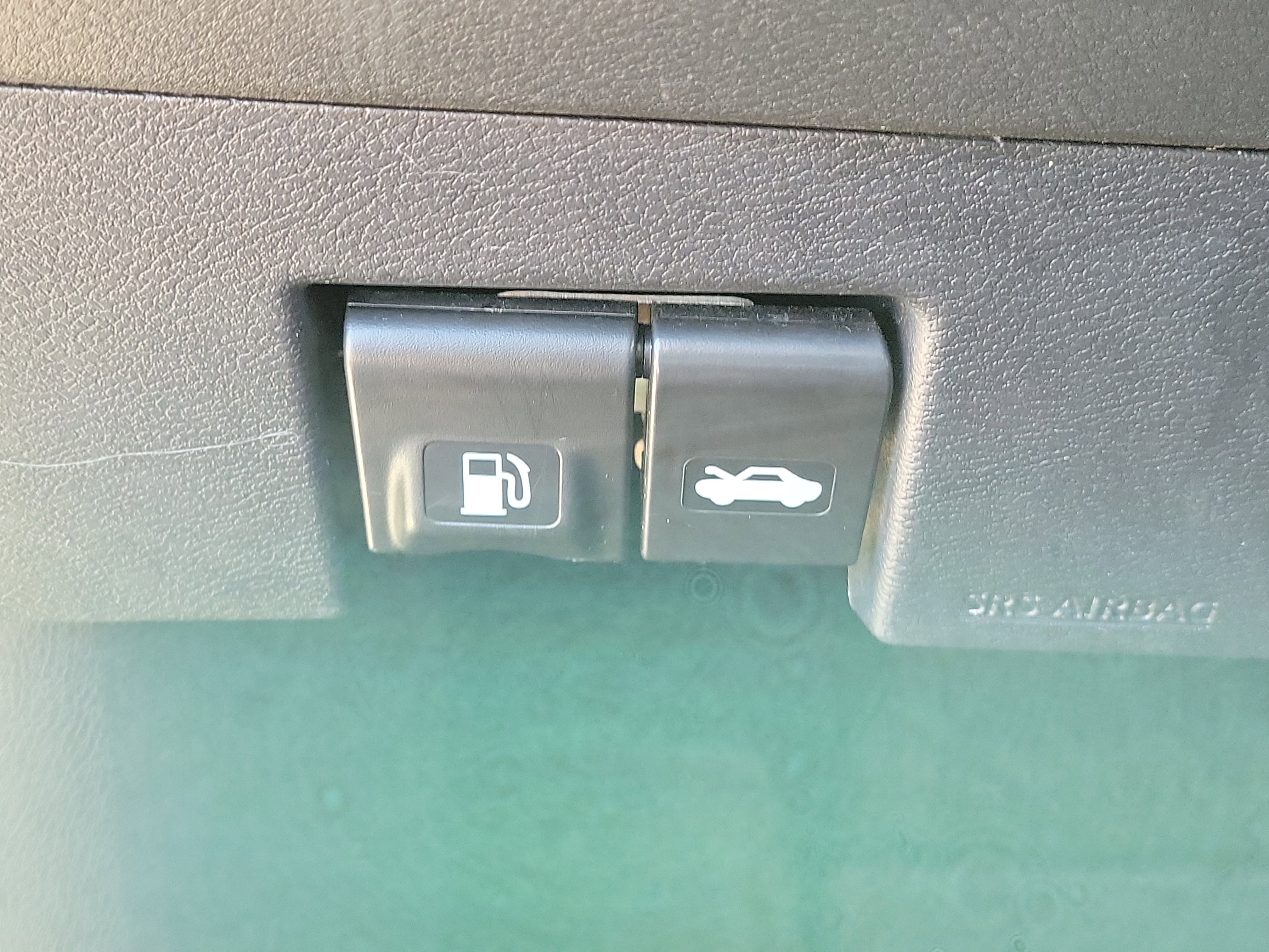 Used 2023 Nissan Kicks SV image 20