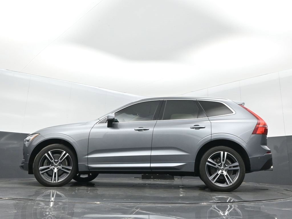 Used 2019 Volvo XC60 T6 Momentum w/ Multimedia Package image 34