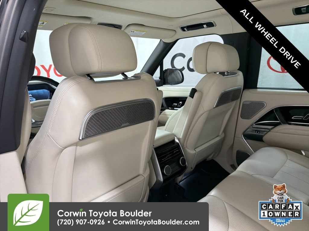 Used 2025 Land Rover Range Rover Autobiography AWD/4WD image 19