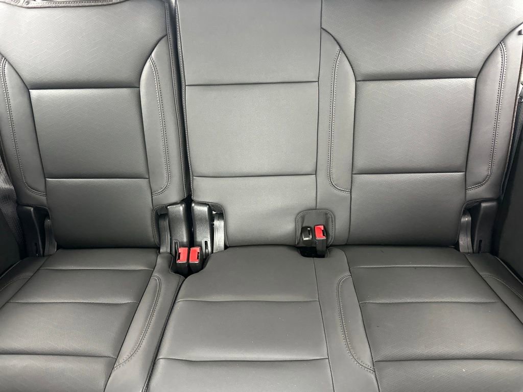 Used 2024 Chevrolet Suburban High Country w/ Advanced Technology Package image 17