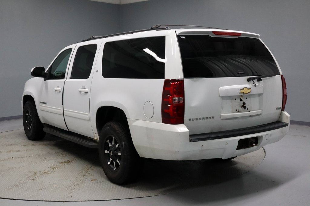Used 2011 Chevrolet Suburban LT image 7