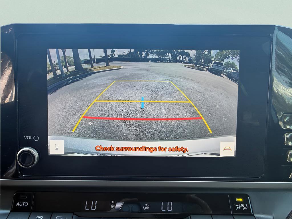 Used 2025 Toyota Camry LE image 18