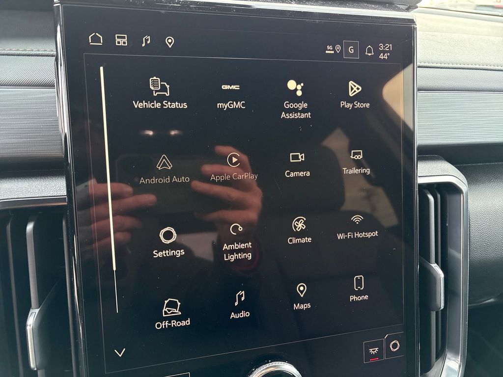 New 2026 GMC Acadia AT4 w/ Luxury Package image 31