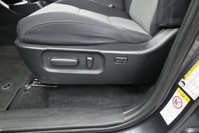 Used 2020 Toyota Tacoma TRD Sport AWD/4WD image 13