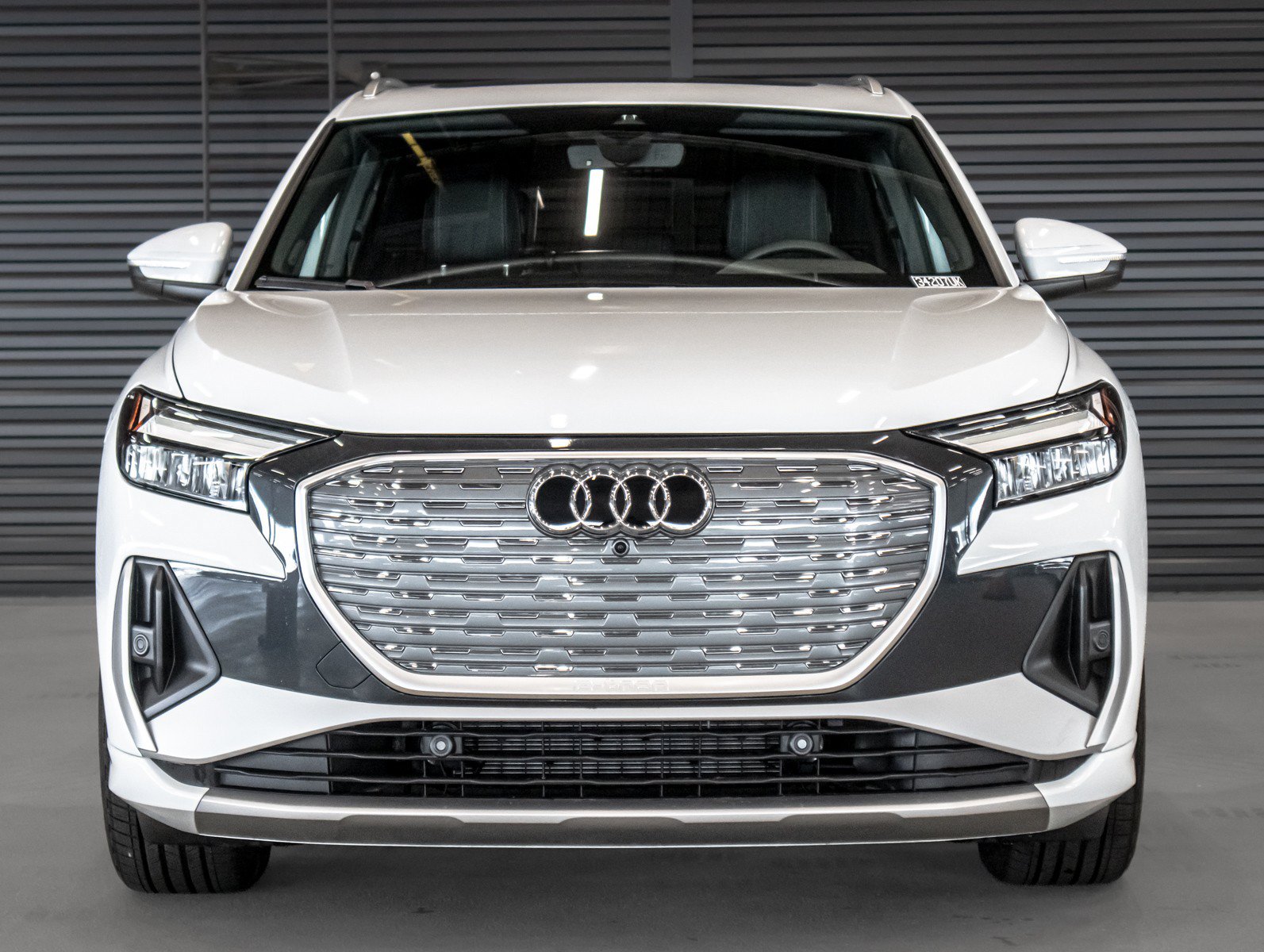 Used 2025 Audi Q4 e-tron Premium Plus w/ Premium Plus AWD/4WD image 12