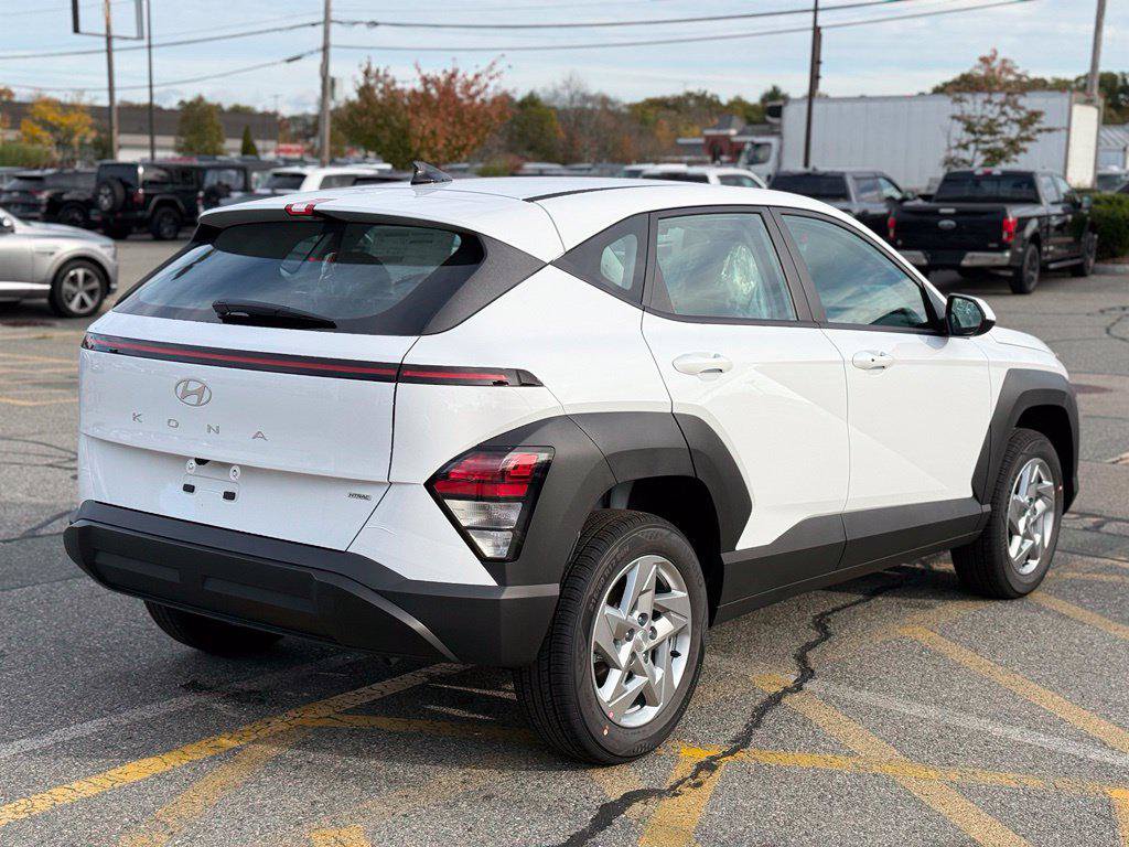 New 2027 Hyundai Kona SE AWD/4WD image 7