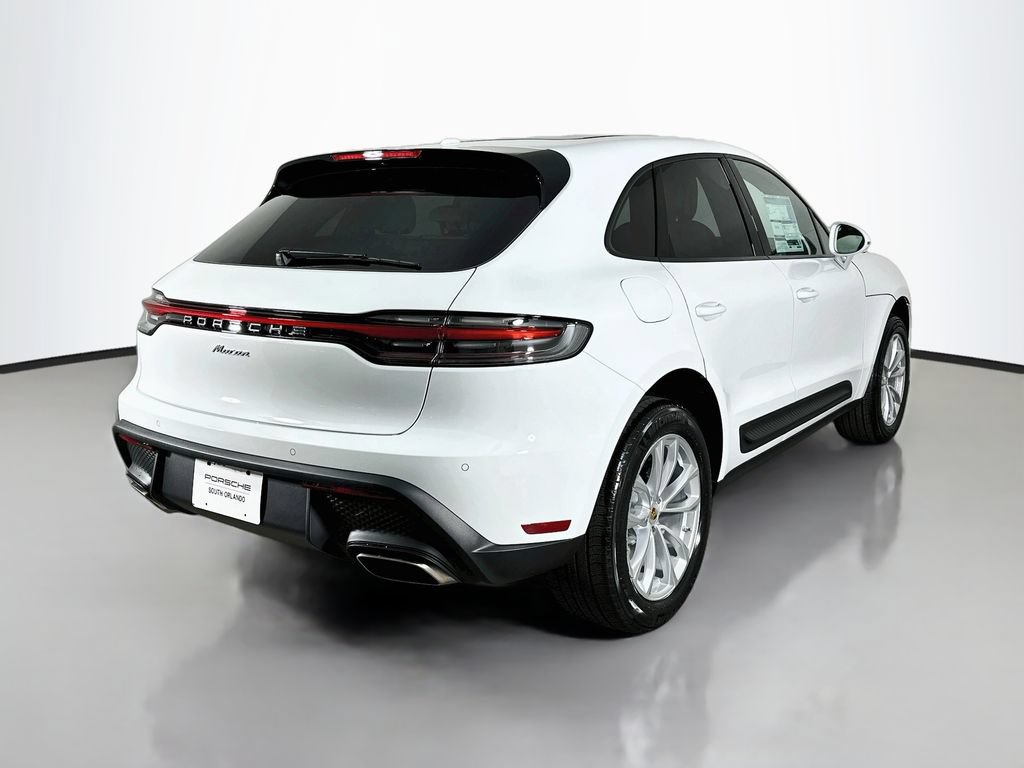 Certified 2026 Porsche Macan AWD/4WD image 9