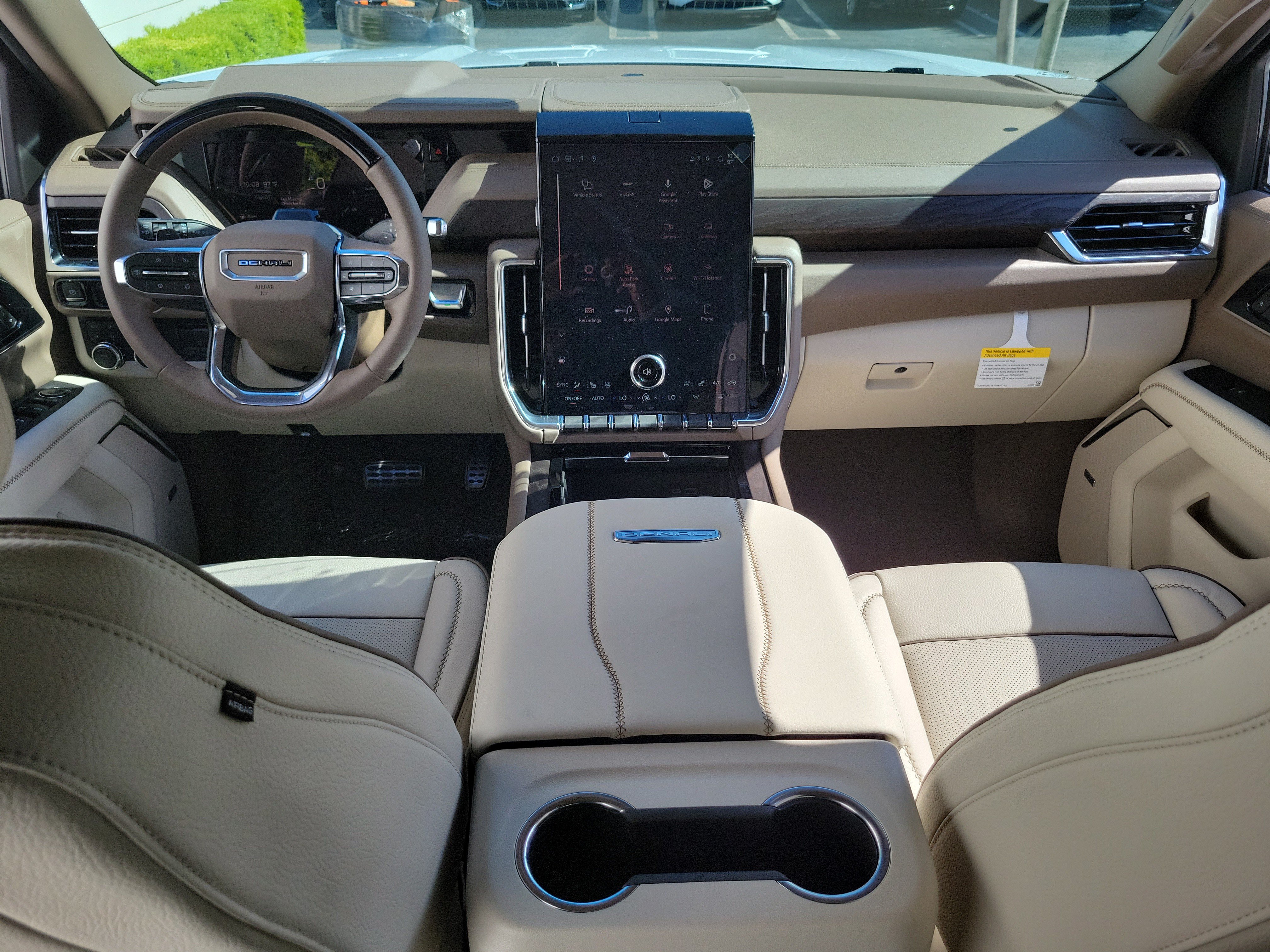 New 2026 GMC Yukon XL Denali w/ Denali Reserve Package AWD/4WD image 17