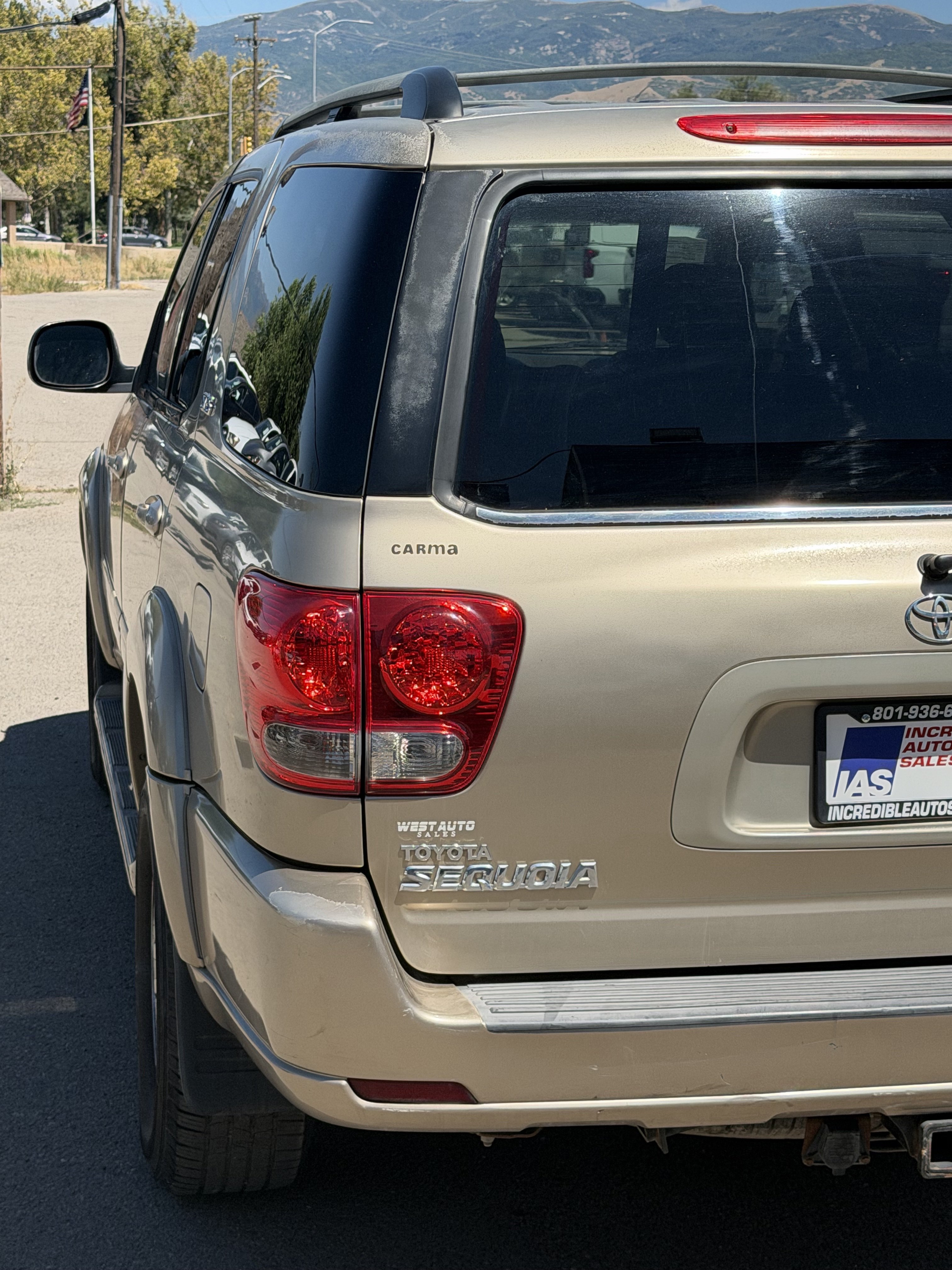 Used 2005 Toyota Sequoia SR5 RWD image 12