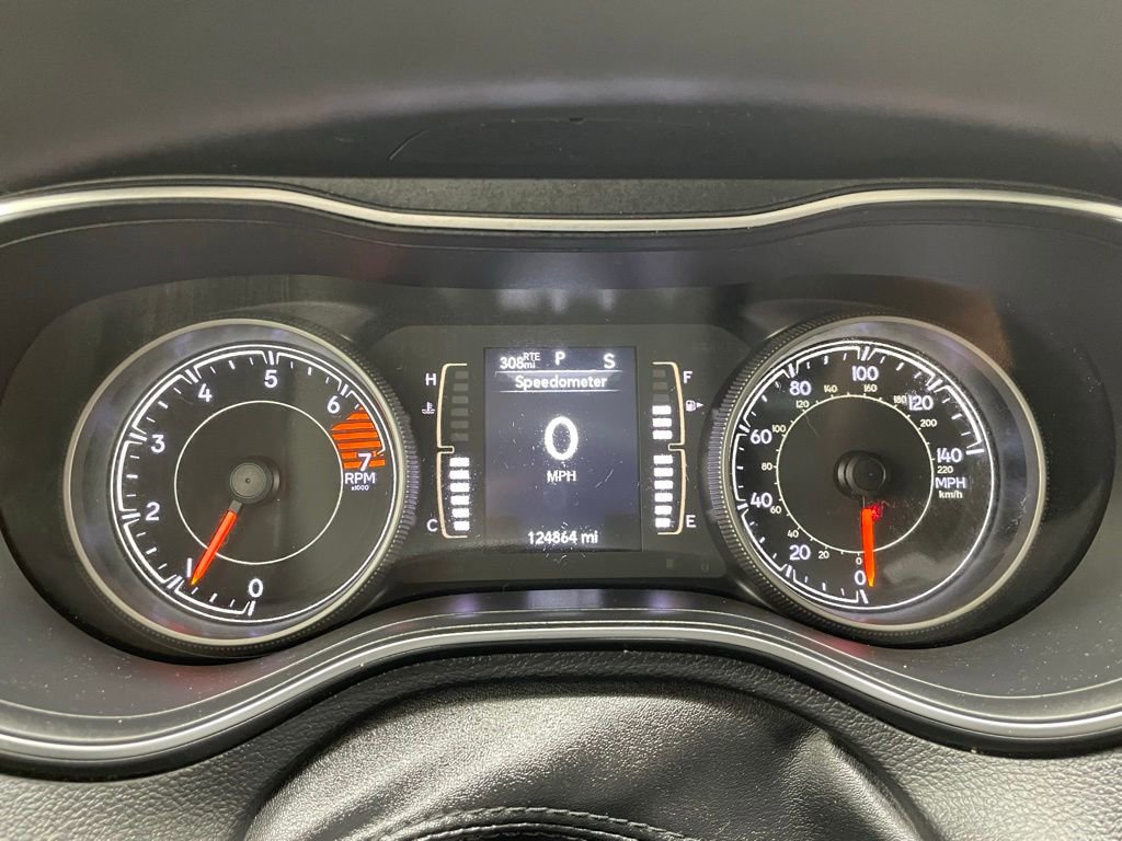 Used 2019 Jeep Cherokee Latitude w/ Popular Appearance Group FWD image 30