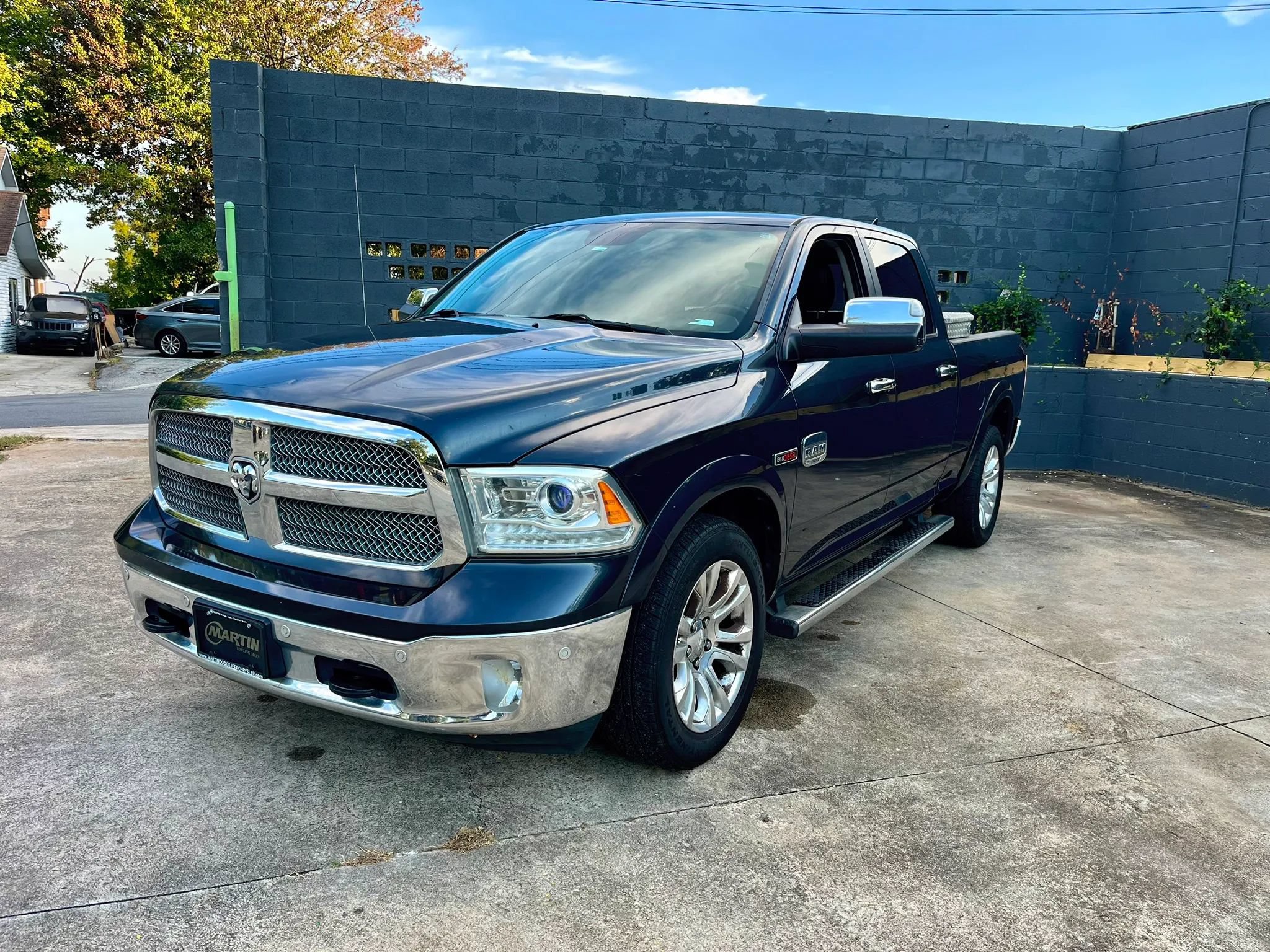 Used 2016 RAM 1500 Laramie Longhorn w/ Convenience Group AWD/4WD image 3
