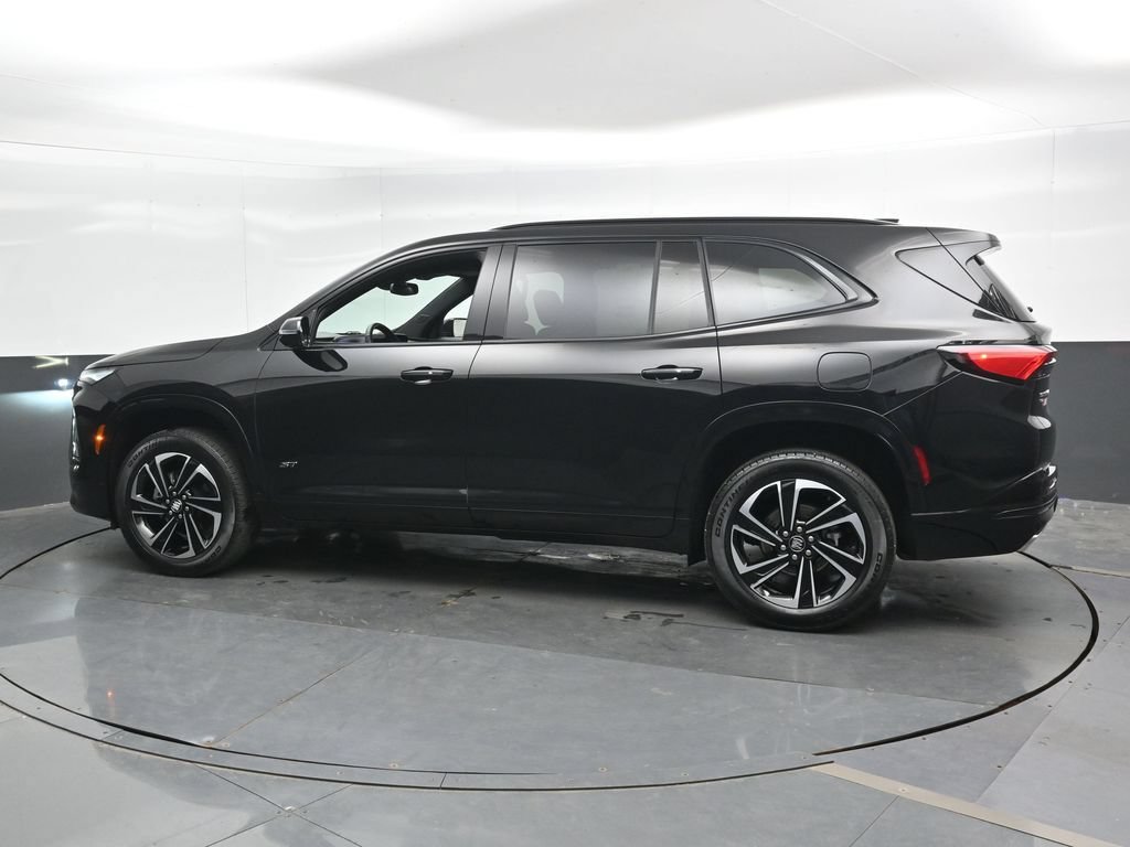 Used 2025 Buick Enclave Sport Touring AWD/4WD image 8