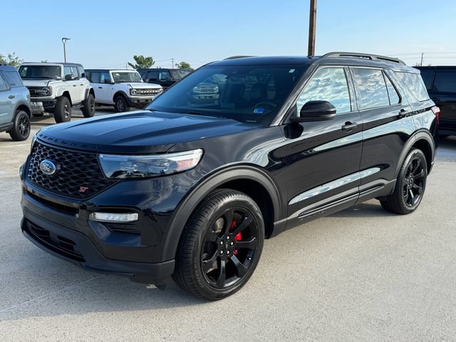 Used 2024 Ford Explorer ST w/ Equipment Group 401A AWD/4WD image 9