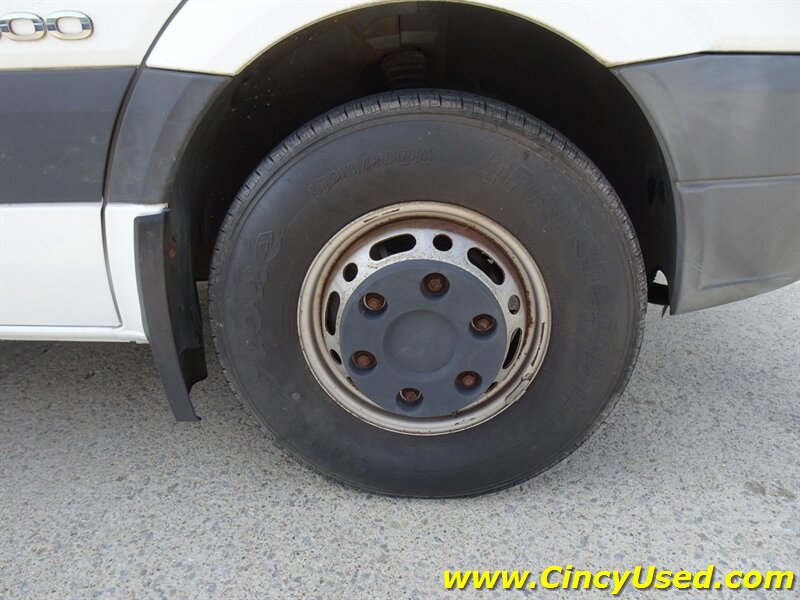 Used 2007 Dodge Sprinter 3500 RWD image 20