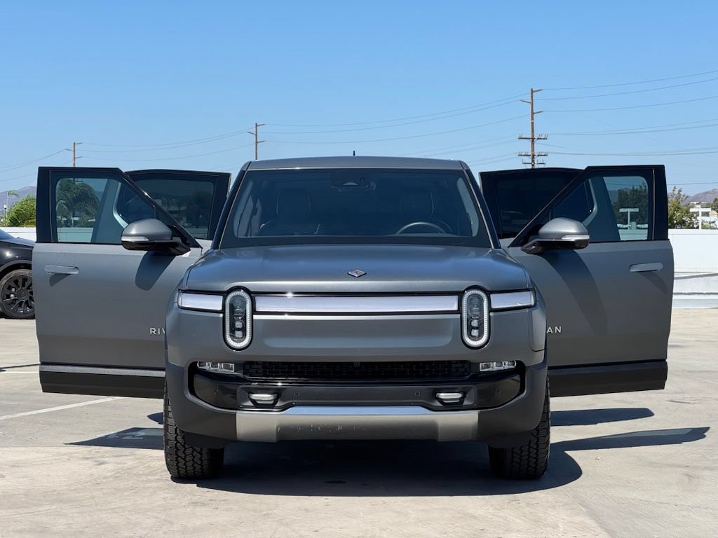 Used 2024 Rivian R1T Adventure Dual AWD/4WD image 27