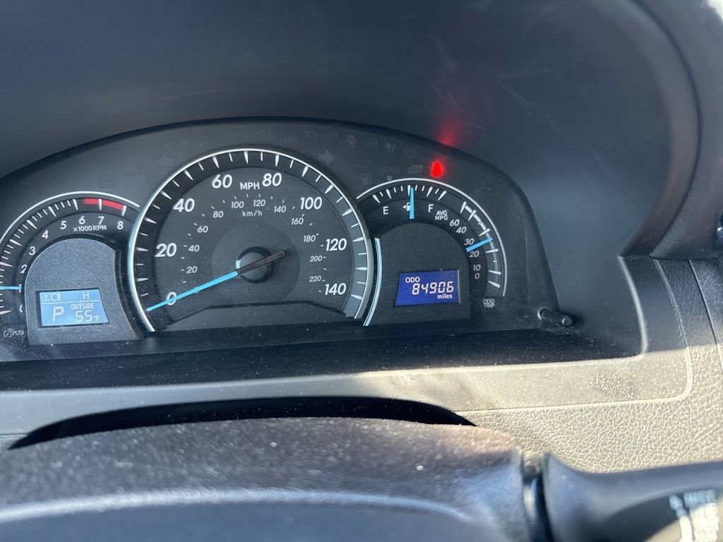 Used 2014 Toyota Camry LE FWD image 18