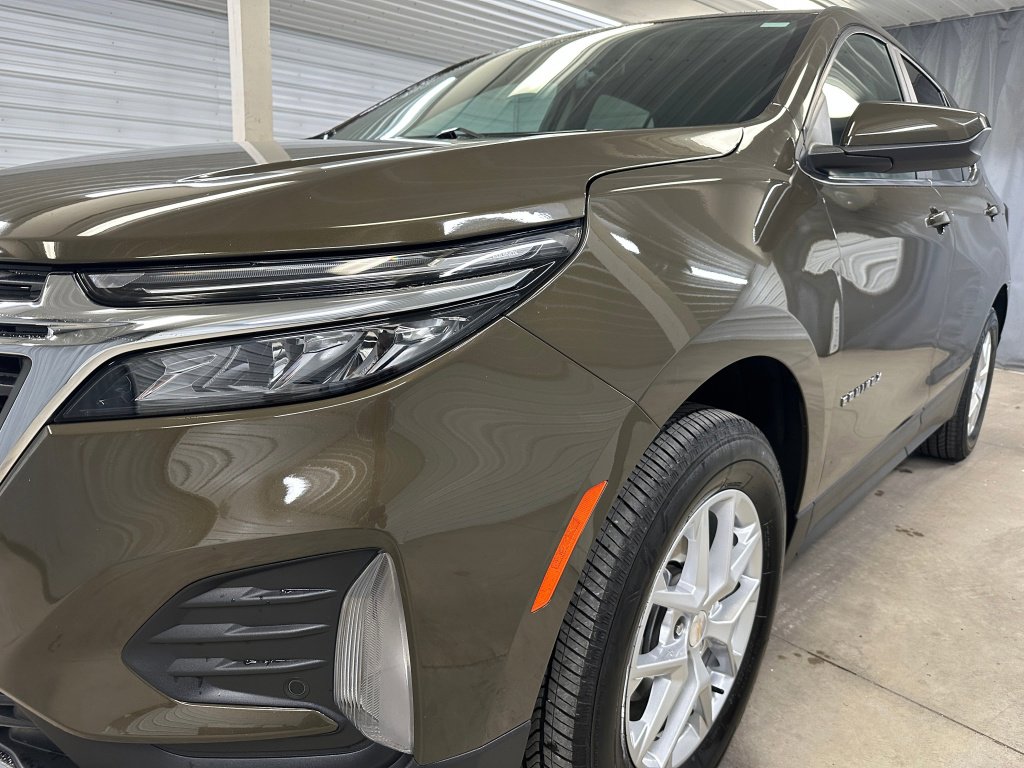 Used 2024 Chevrolet Equinox LT w/ LPO, Floor Liner Package image 34