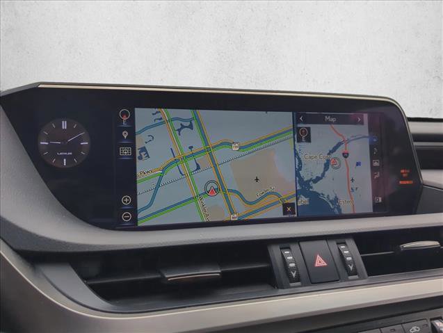 Used 2019 Lexus ES 300h w/ Accessory Package 2 image 19