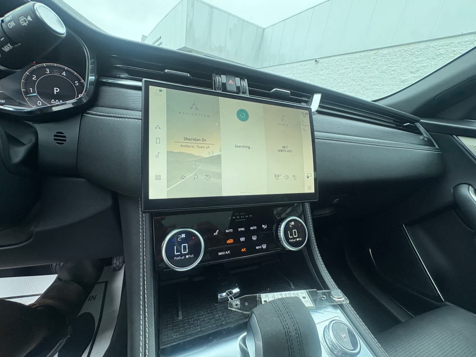 Used 2024 Jaguar F-PACE R-Dynamic S AWD/4WD image 22