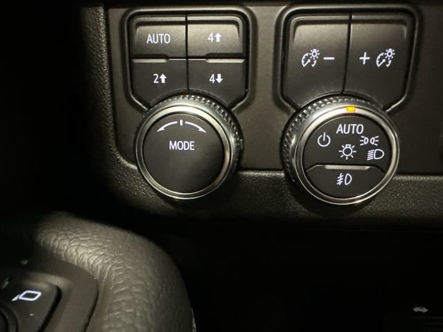 Used 2024 GMC Yukon Denali w/ Max Trailering Package AWD/4WD image 20