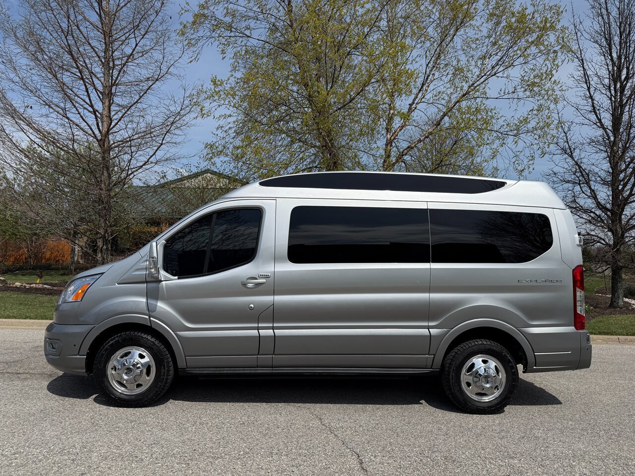 Used 2020 Ford Transit 150 Low Roof AWD image 2