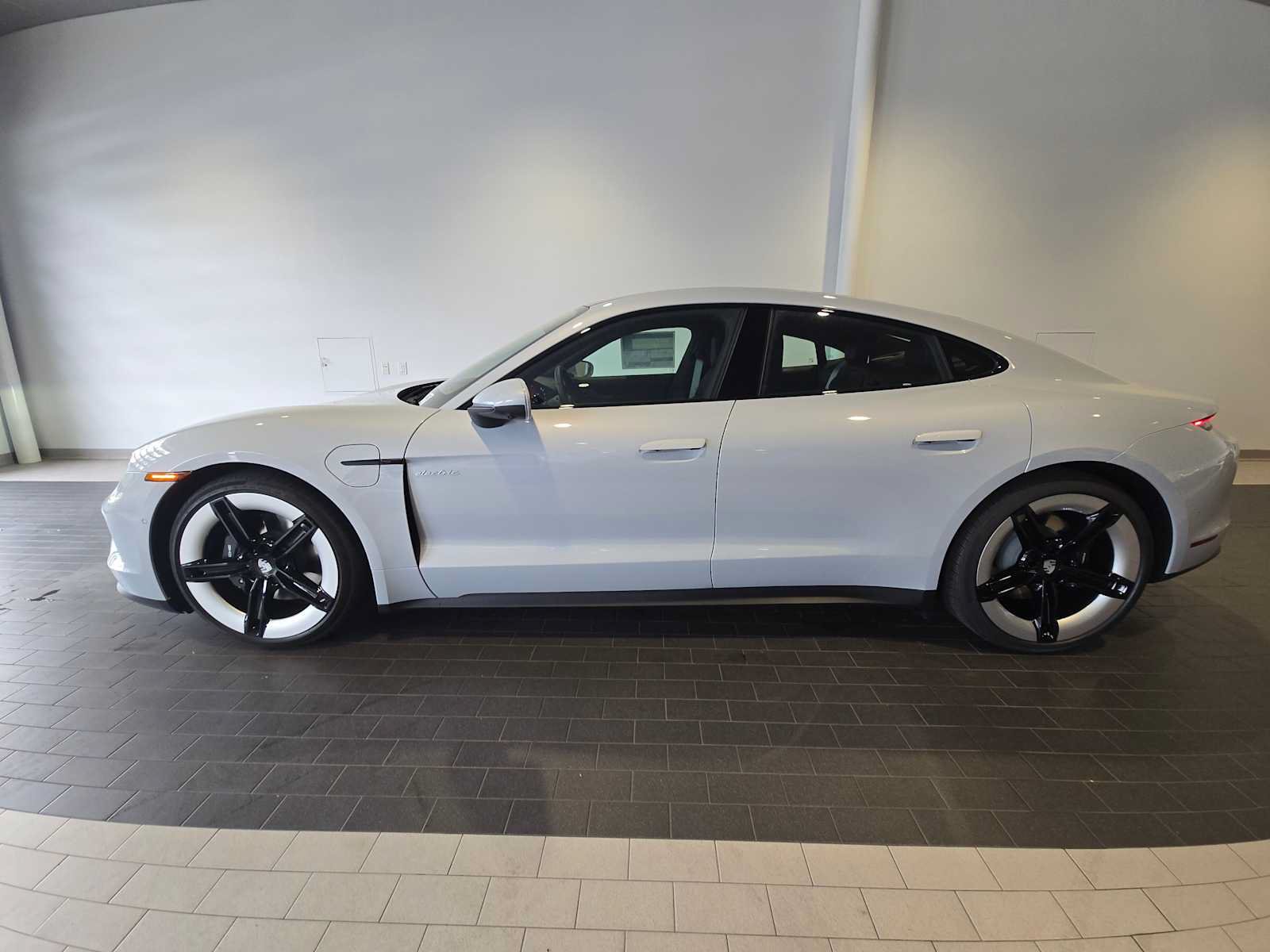 New 2026 Porsche Taycan AWD/4WD image 2