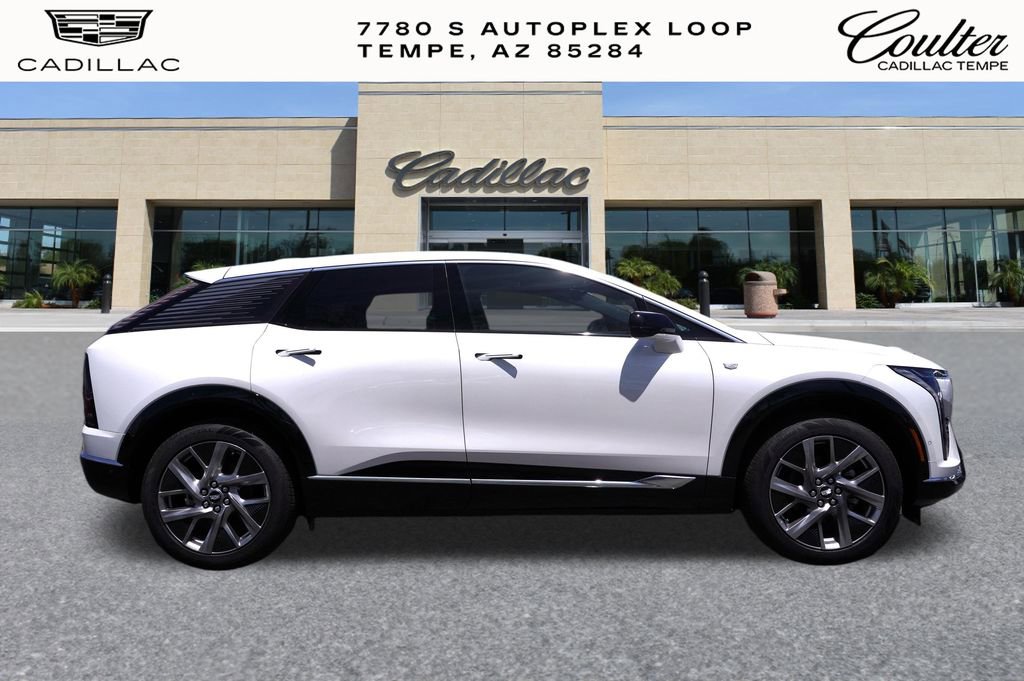 New 2025 Cadillac Optiq Luxury 1 AWD/4WD image 2