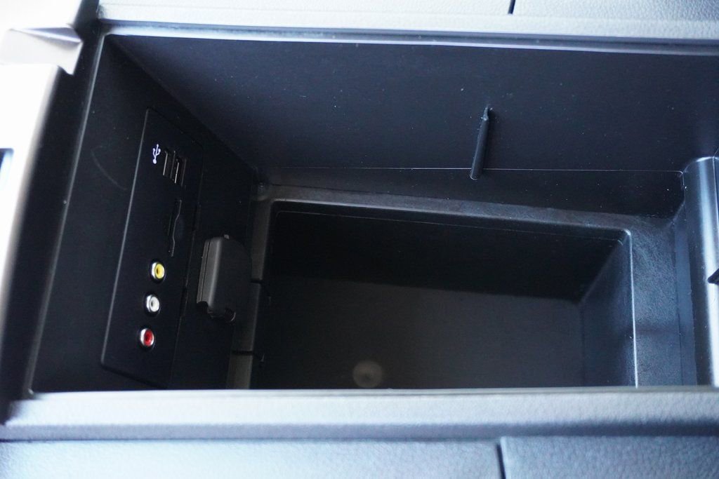 Used 2012 Ford Edge SEL image 23